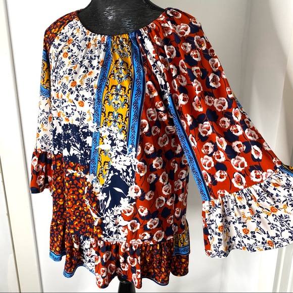 Westport Printed Flare Top - Picture 3 of 11